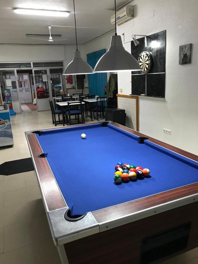Oasis Country Park Hotel Rugat Ngoại thất bức ảnh